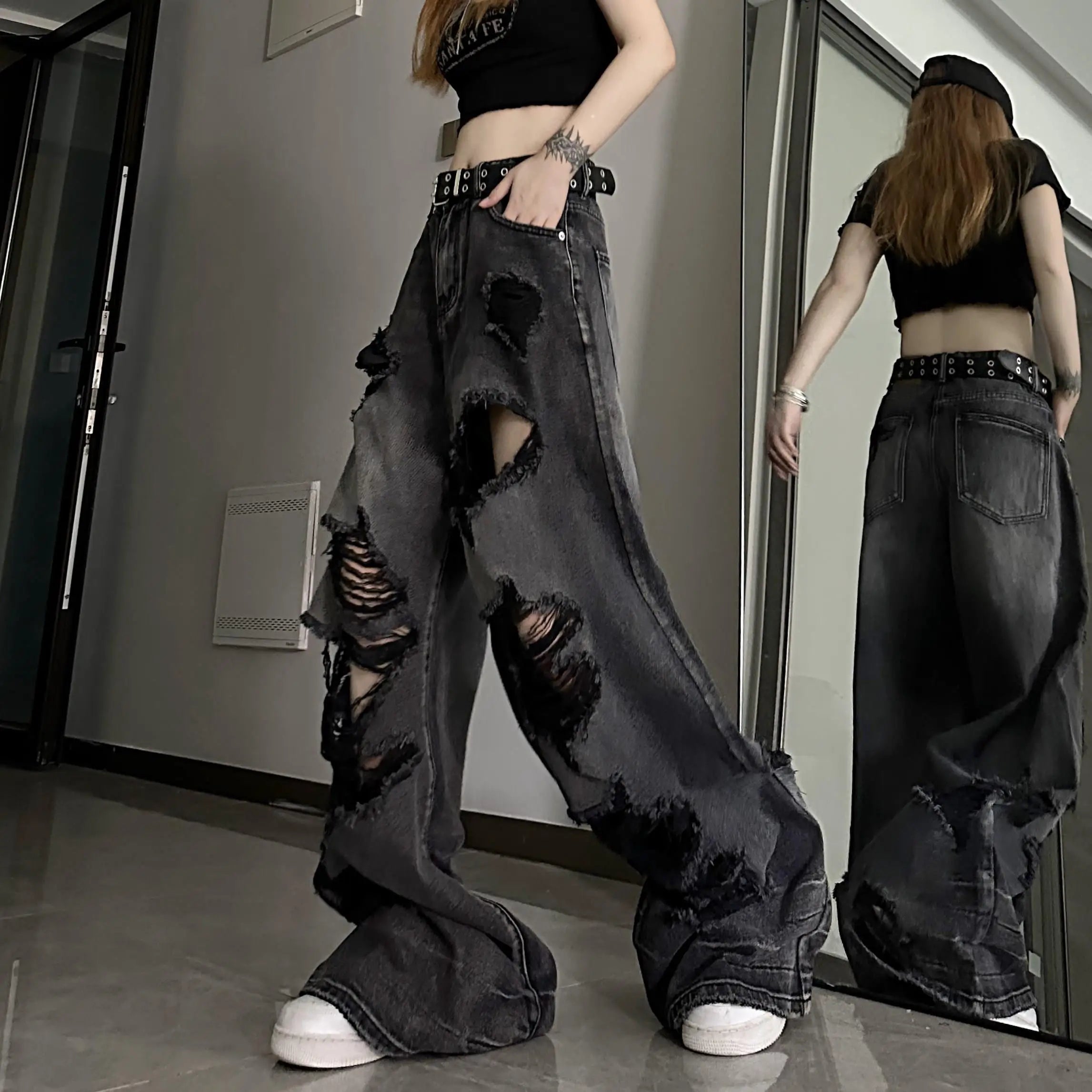 Baggy Distressed Denim Jeans