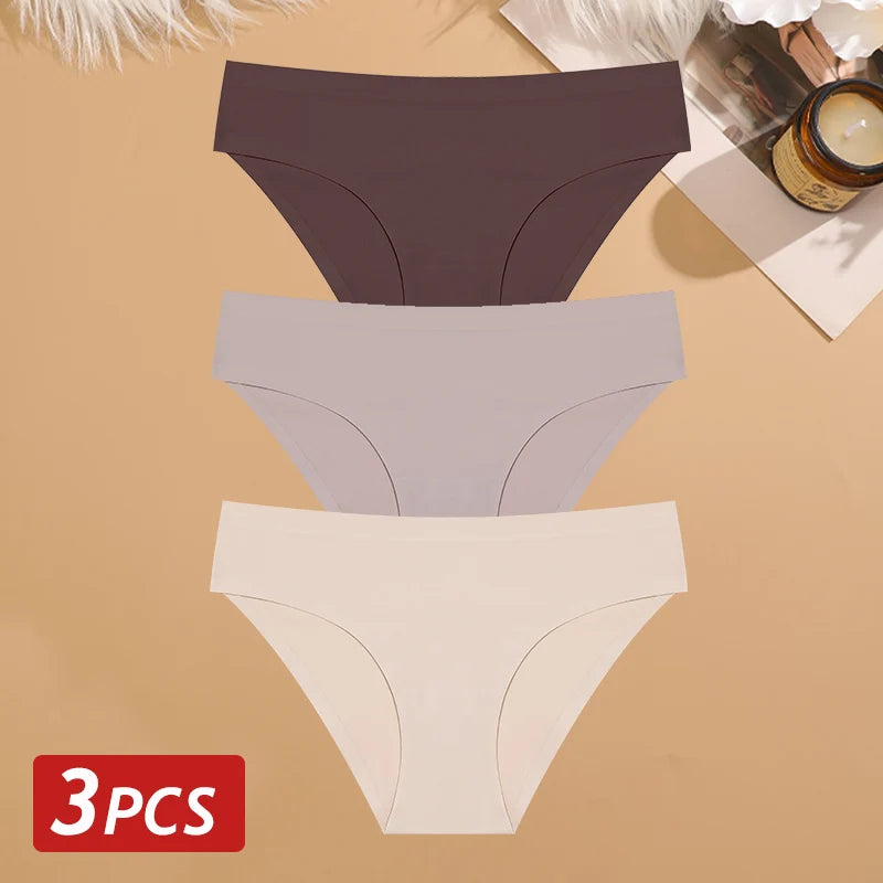 Women's Seamless Ice-Silk Briefs – 3-Pack Low-Rise