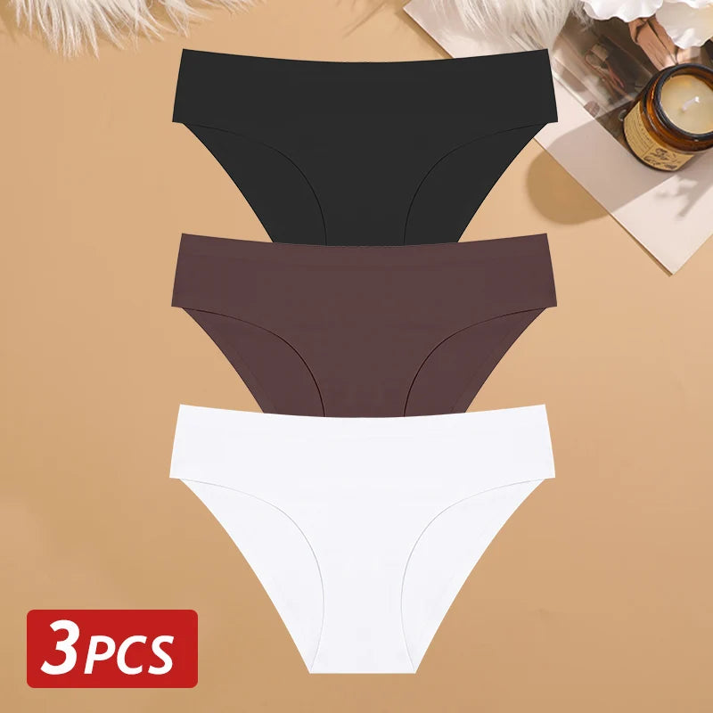 Women's Seamless Ice-Silk Briefs – 3-Pack Low-Rise