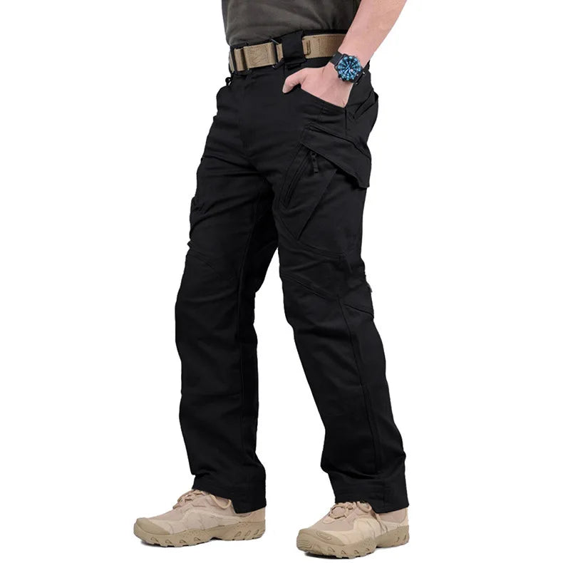 Tapered Multi-Pocket Cargo Pants