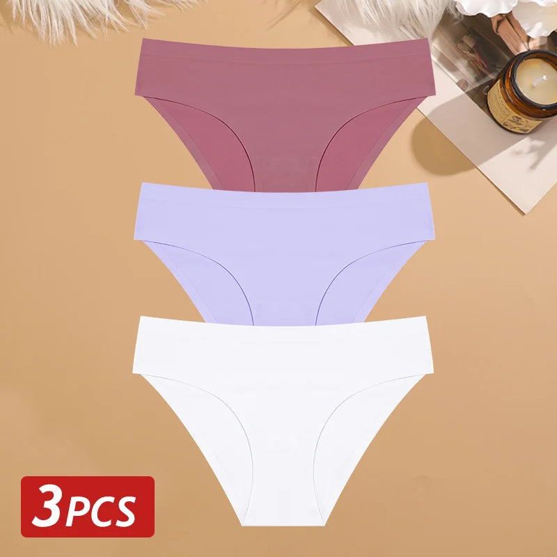 Women's Seamless Ice-Silk Briefs – 3-Pack Low-Rise