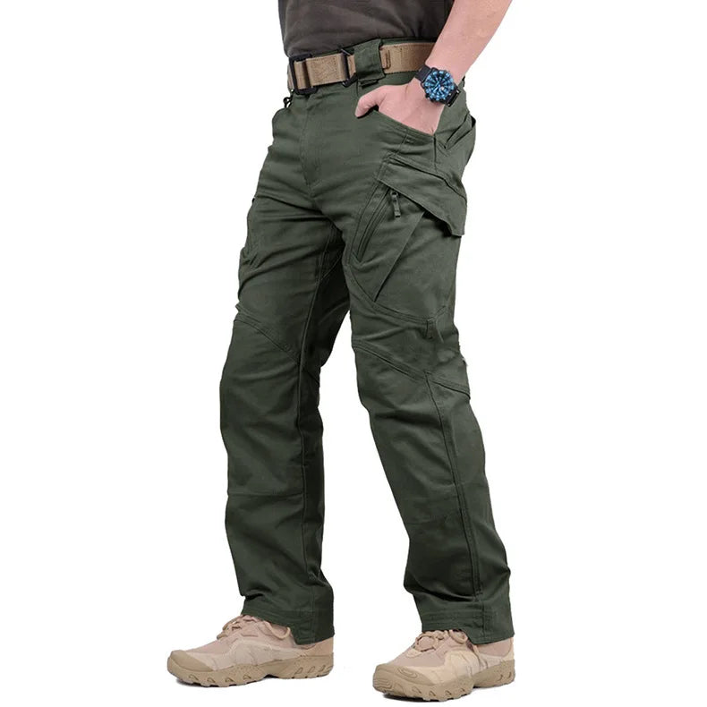 Tapered Multi-Pocket Cargo Pants