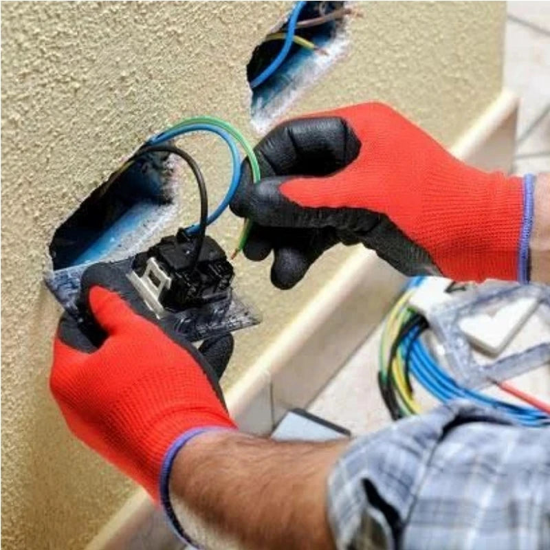 Nitrile-Coated Work Gloves – Firm-Grip Builders & Garden Gloves