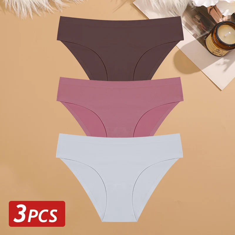 Women's Seamless Ice-Silk Briefs – 3-Pack Low-Rise